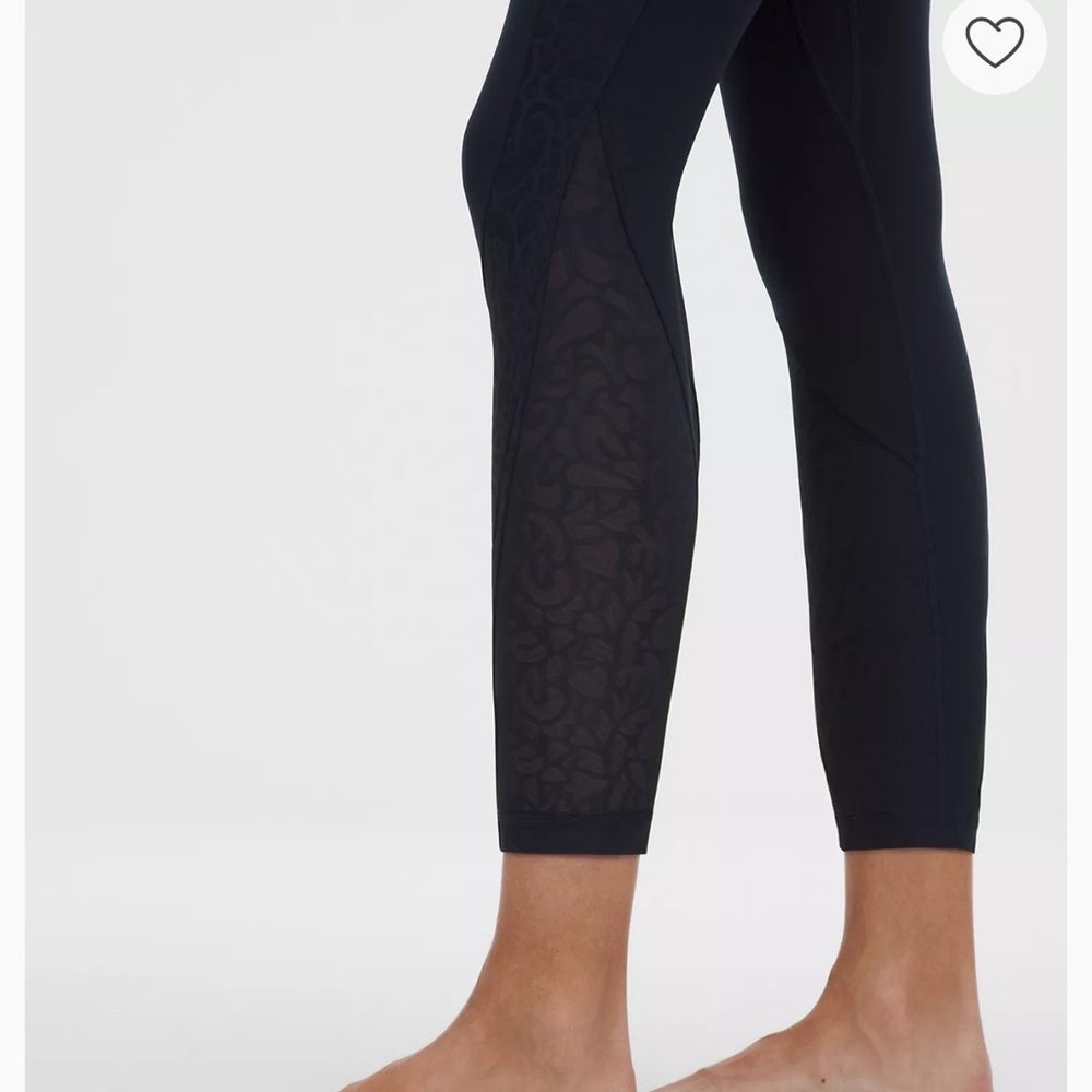 Lululemon Paisley Lace Overlay Tight 25" Leggings Pants Black Women’s Size 8 - Picture 2 of 10
